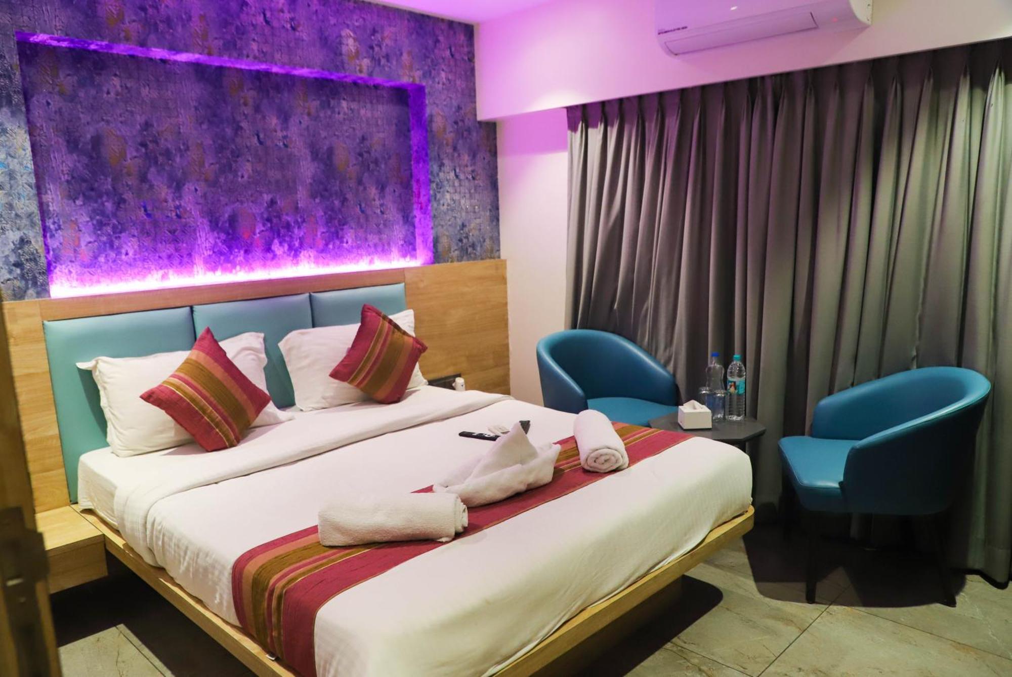 Hotel Aura Inn Airoli ,Digha Navi Mumbai Exteriör bild